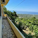 Nyaraló Ona's House Borsh